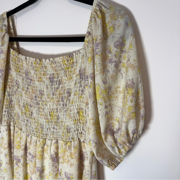 Gilli Floral Puff Sleeve Off Shoulder Smocked Dress Size L - Picture 3 of 7
